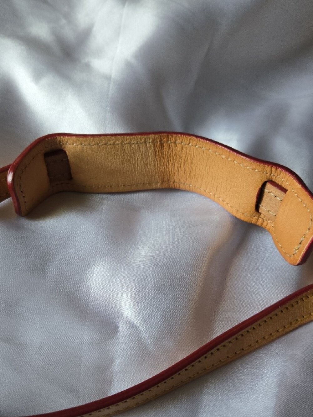 Dooney & Bourke Vintage/Y2K Multicolor Signature Crossbody Bag with Tan Strap - Picture 14 of 14